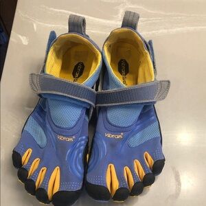 Vibram Five fingers KMD Training Shoes Size EU 39 VGUC